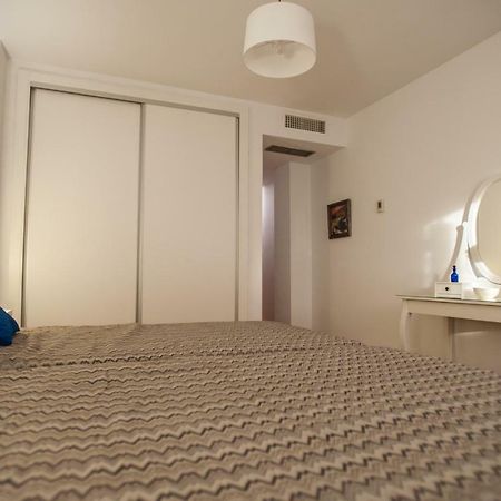 Luxury Maestranza Donkey Apartment เซบีญา ภายนอก รูปภาพ